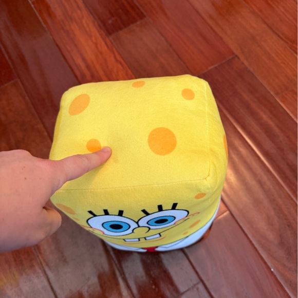 SpongeBob SquarePants cubed stuffed animal - Picture 2 of 3